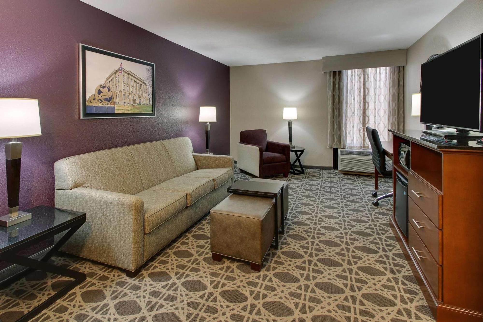 Drury Inn & Suites พ็อพลาร์บลัฟ ภายนอก รูปภาพ